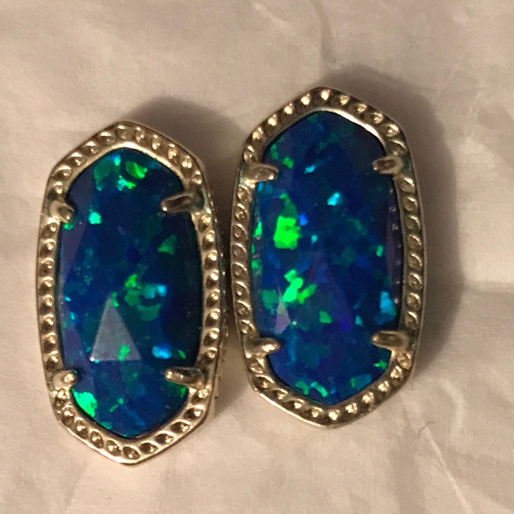 Kendra Scott stud earrings